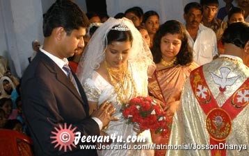 Josson Dhanya Wedding Photos